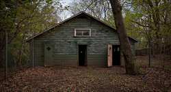 Catskill Game Farm (Catskill, NY) | Ominous Pen Entrance