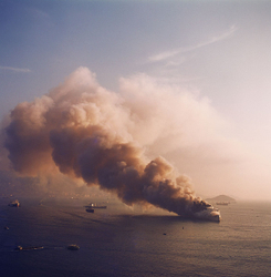 KM-241 The QE1, Seawise University on fire - Jan 9 1972