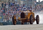 Remparts - yellow Bugatti