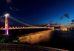 KM-306M Tsing Ma Bridge at night-s