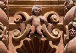 Intercolumniation, cherub