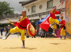 KM-384 Shaolin monks Kung Fu show at Po Lin Monastery