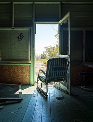 Long Beach, CT | Waiting