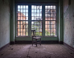 Taunton State Hospital (Taunton, MA) | Lonely Chair