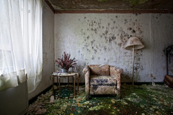 Fallside Hotel (Niagara Falls, NY) | Black Mold Medley