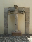 Convento, rear patio cross