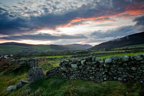 After a rainy afternoon the final hour of the day clears to provide a colourful sky. If only it always happened that…