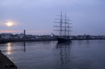 Leaving harbour by Dave Tobin