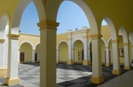 Hospital de Nuestra Señora del Refugio, chapel patio