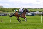 110526-Race 3-Laravie-0697