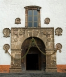 San Jerónimo, façade, main portal alfiz