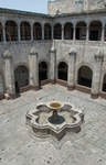 San Agustín, cloister & fountain