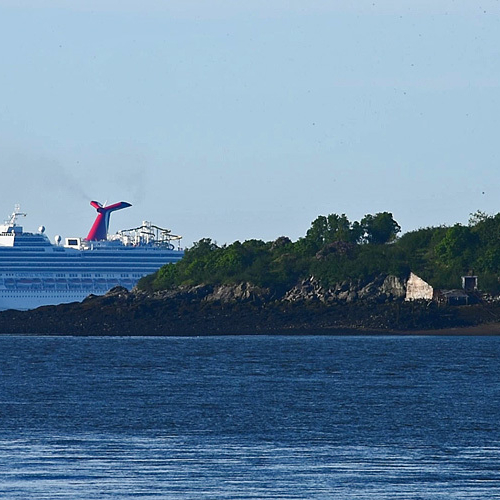 The Carnival Sunshine rounds the southeastern tip of Partridge Island enoute to it's Port of Call @ Saint John, New B…