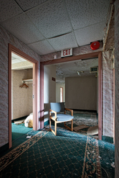 Fallside Hotel (Niagara Falls, NY) | No Exit