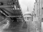 1394 - St Pauls and the Millennium Bridge 2