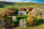 z3949 Autumnal View over Appuldurcombe House
