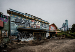 Abandoned Six Flags (New Orleans, LA) | Spongebob Squarepants Ride