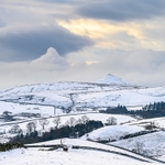 Shutlingsloe under snow (9)