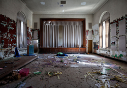 Rockland State Hospital (Orangeburg, NY) | Vandalized Theater