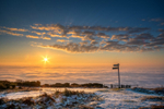 z3002 Winter Sunrise above the Fog, Ventnor Down