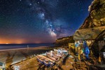z2769 The Milky Way over Fishermans Beach in Shanklin