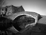 Foot Bridge 208 Leeds & Liverpool Canal