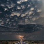 Mammatus Lightning Bolt