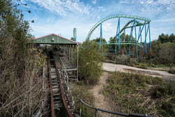 Abandoned Six Flags (New Orleans, LA) | Hike Up the Mega Zeph