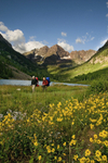 MorningHikersAtMaroonBells copy