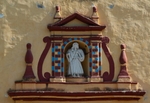 Façade sculpture niche
