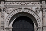 Façade portal, double archivolt & spandrels