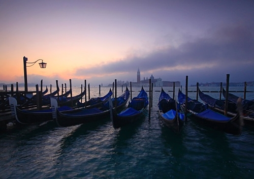 [align=center][size=11][b]The view to San Giorgio Maggiore, Venice, Italy[/b][/size]

Taken in December 2014 as the…