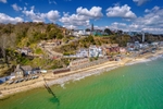 z4028 Fresh Spring Day, Shanklin Chine beach