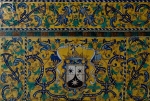 Right sanctuary chapel, altar base azulejos