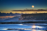 z3361 The Setting Moon over Whitecliff Bay