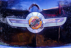 All That Glitters, Chrysler Trunk Emblem: Autographica Series