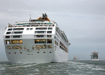 120703 SHIPS WT7A4653