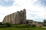 Façade & capilla abierta