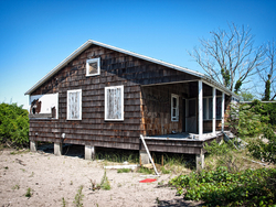 Long Beach, CT | Brown Cottage