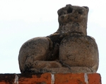 San Gabriel Arcángel, atrial gate lion