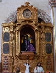 Nave Via Crucis altar