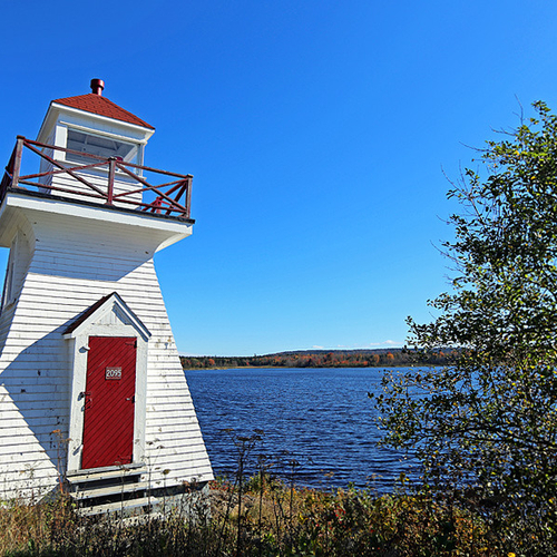 Located towards the tip of the Kingston Peninsula, the Bayswater Light was built in 1914.