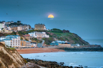 z3375 Rising Supermoon over Ventnor