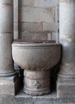 Façade portal narthex, baptismal font