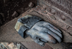 St. Nicholas Coal Breaker (Mahanoy City, PA) | Insulated Glove