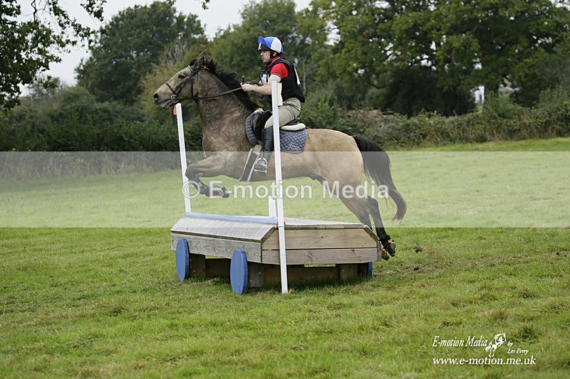  WWHT 171021 1941 - Novice Pairs (0.80m)  17/10/21