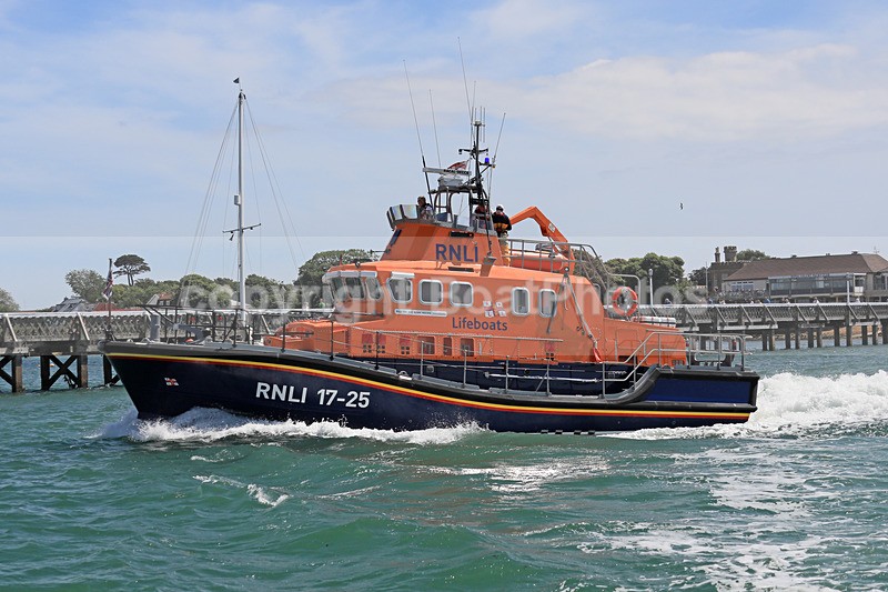 170603 YARMOUTH LIFEBOAT RNLI 17-25 1Y3A3563 - Commercial, Military & Naval Craft