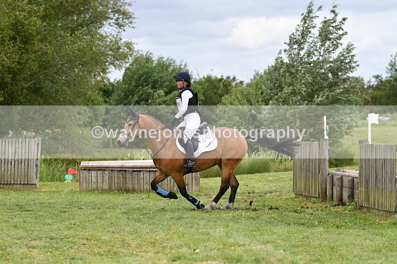 WJ5_3674 - Class 6 80cm