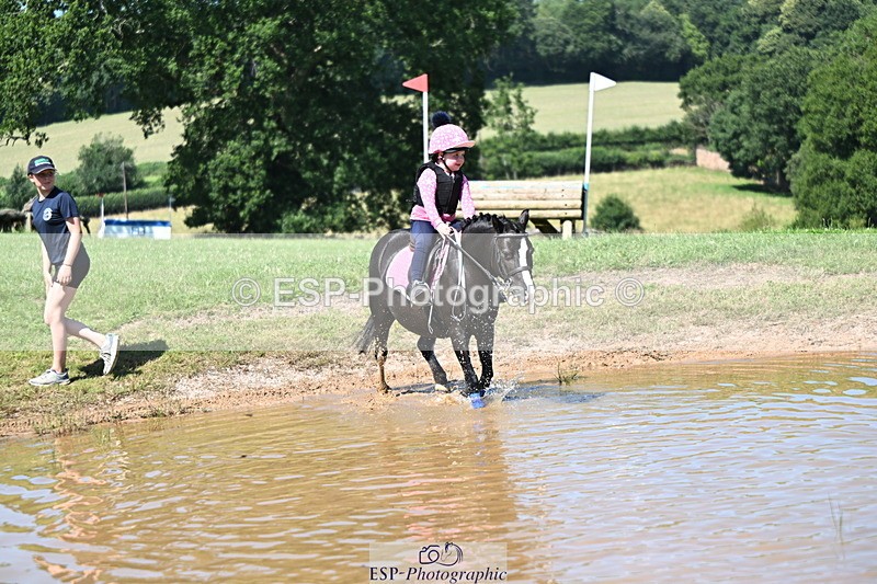 240729B-150221-03026 - Abbie's Group XC