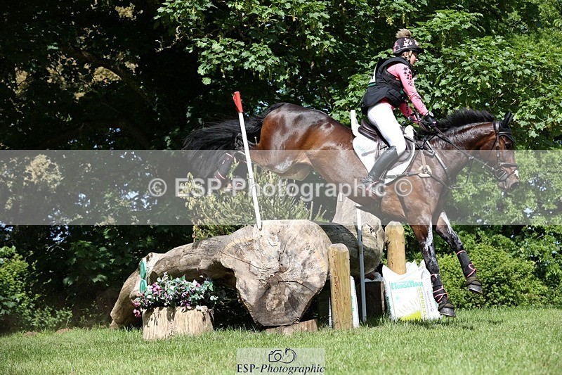 230527-102831-08857 - 254-PURE_TRENDSETTER-Ellie_Fredericks-XC